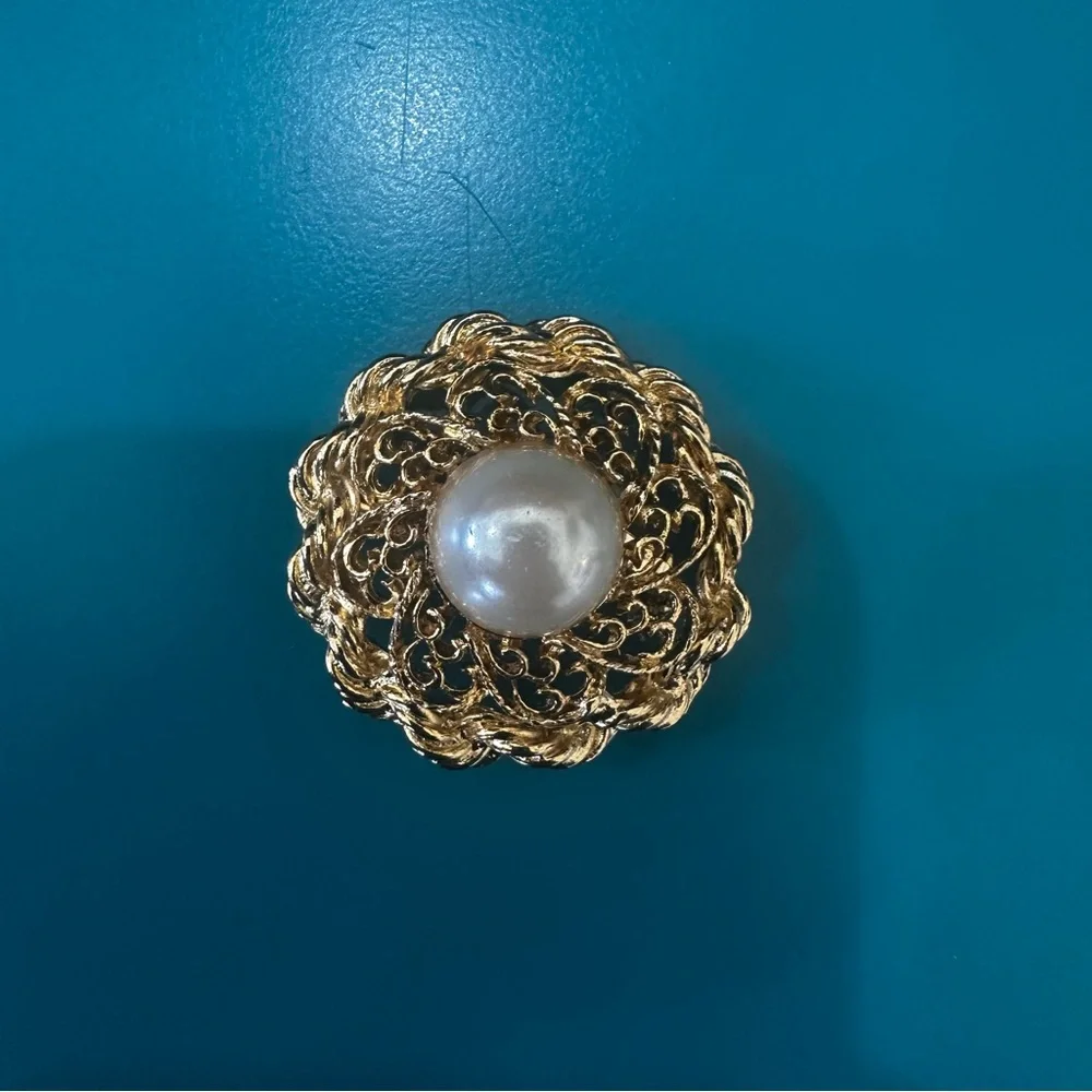 Vintage Gold Openwork Brooch Filigree Faux Pearl Cabochon Costume Jewelry Retro